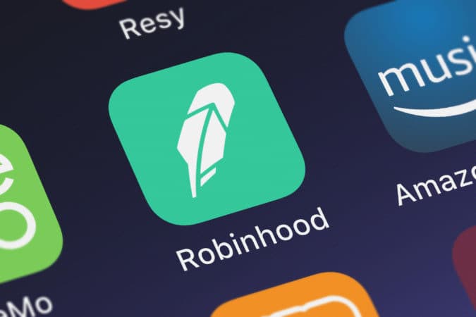 The Daily: Robinhood’s expansion plans, BlackRock’s staked Ethereum ETF filing, Strategy’s biggest Bitcoin buy since July, and more